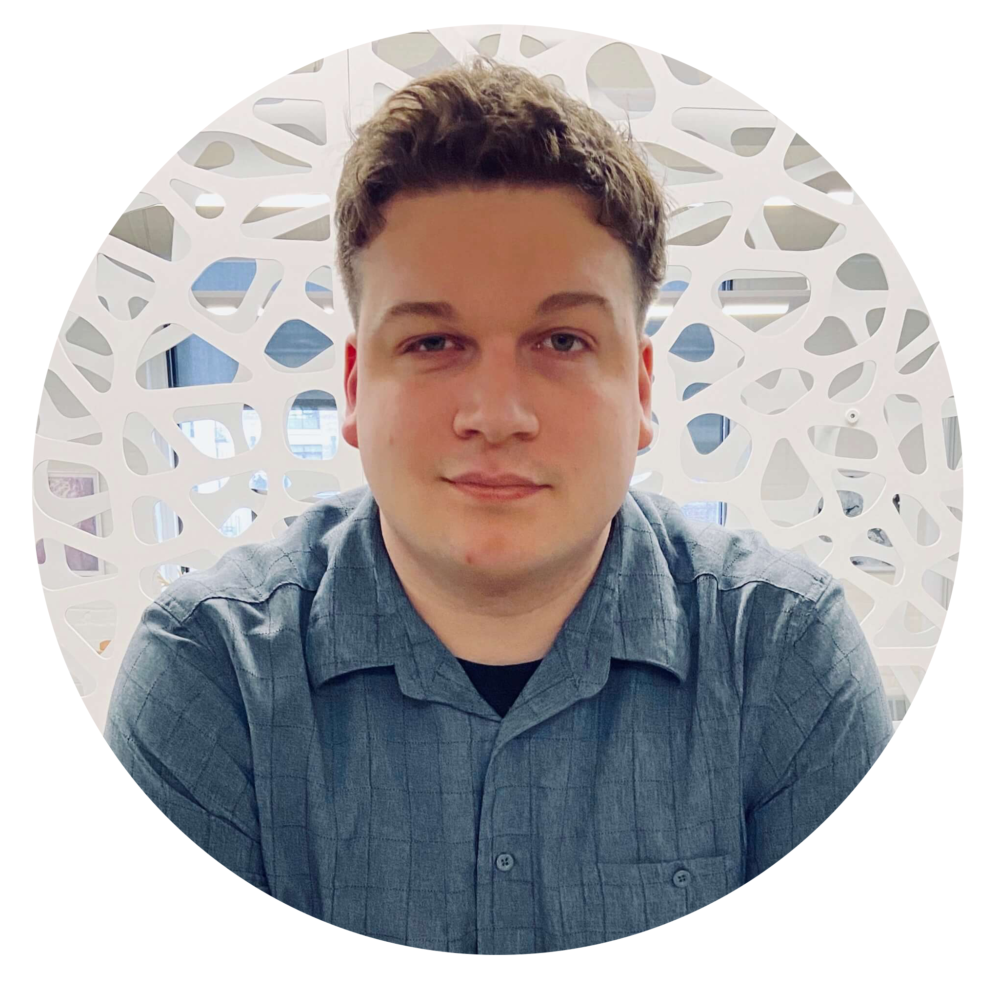 Daniel-Headshot-Circle