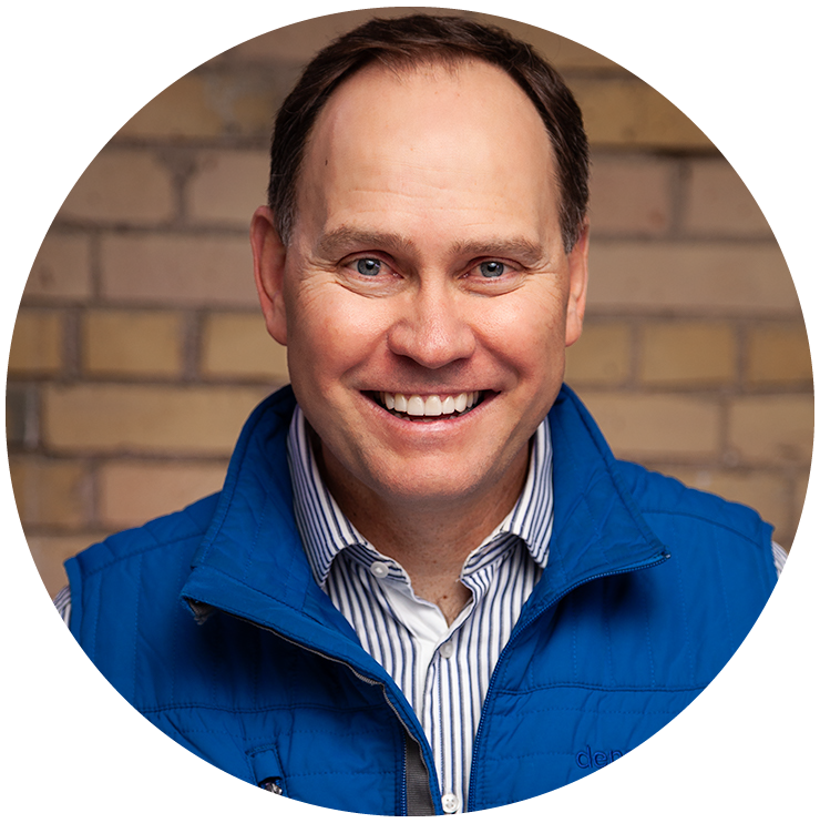 Brendon_2019-Headshot-circle